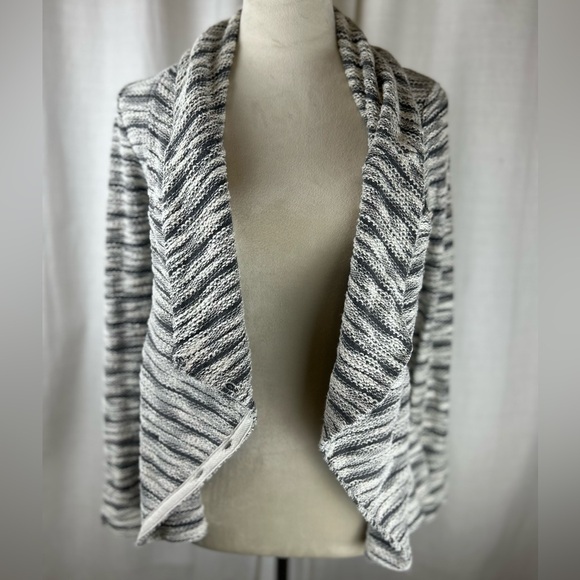 Anthropologie Saturday Sunday Black and White Cowl Neck Sweater - Picture 3 of 9